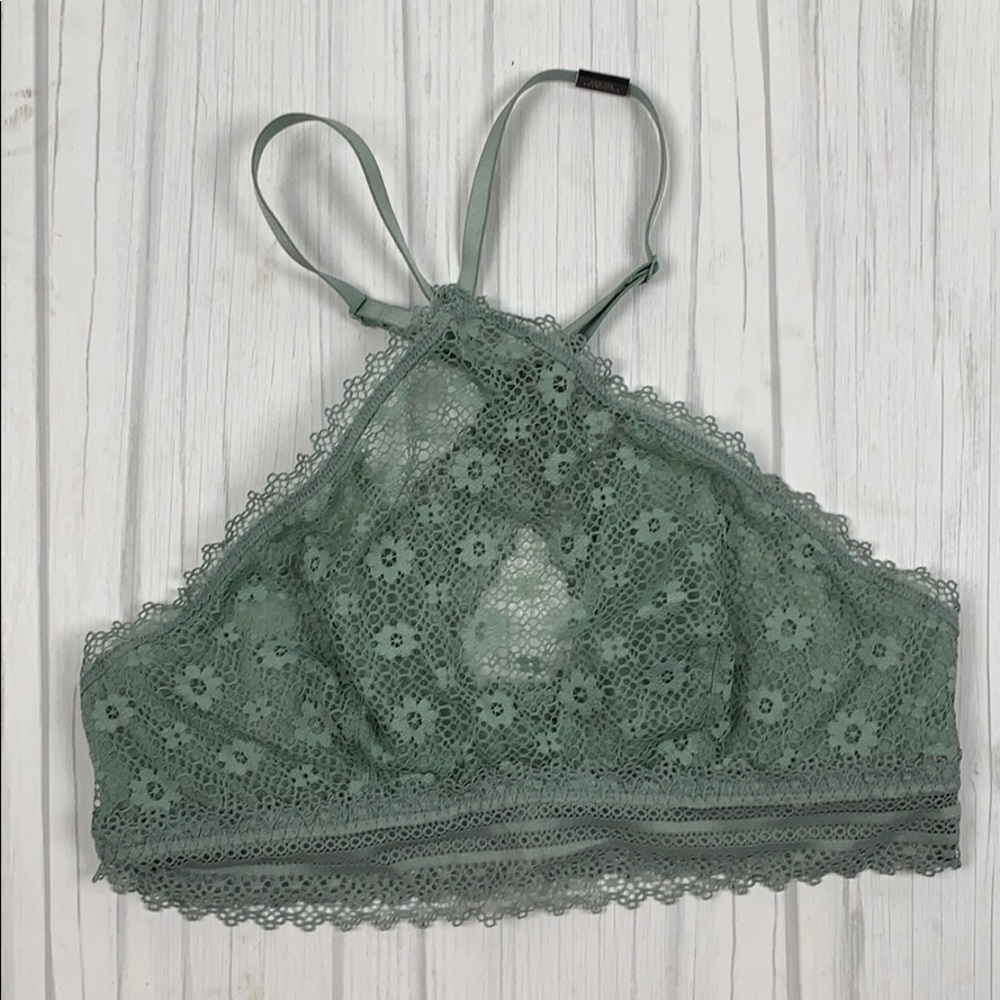 2 Victoria’s secret high neck lace bralettes - Picture 3 of 5